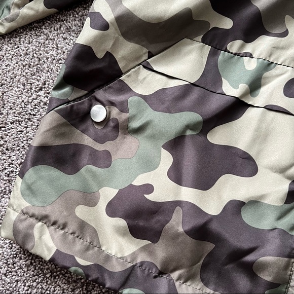 SOLD!!! Love Tree camo jacket. - Picture 2 of 9